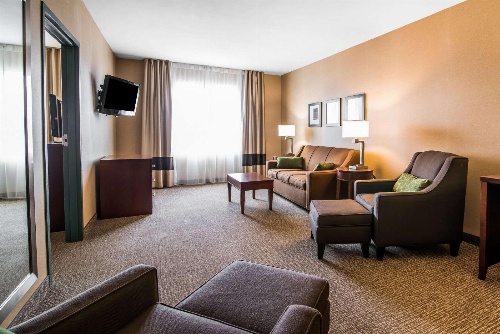 Quality Inn & Suites image 4